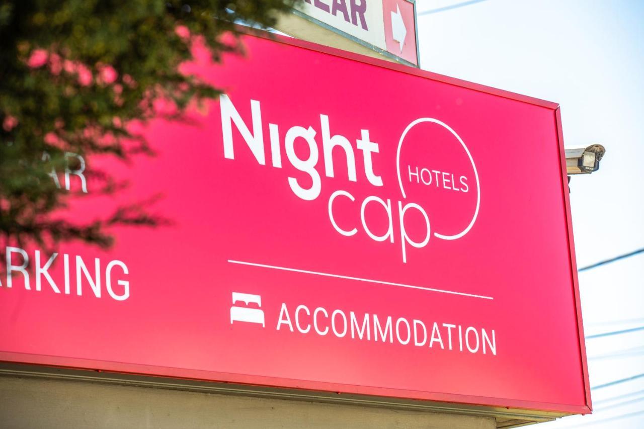 Nightcap At Coolaroo Hotel Esterno foto